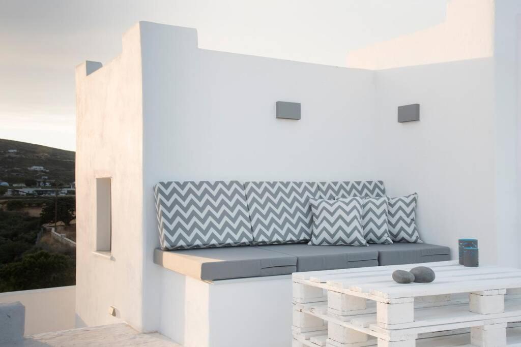 Ferienwohnung Sunny Studio W.Breathtaking Naxos Views In Isterni Isterni  Exterior foto