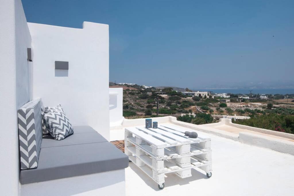 Ferienwohnung Sunny Studio W.Breathtaking Naxos Views In Isterni Isterni  Exterior foto